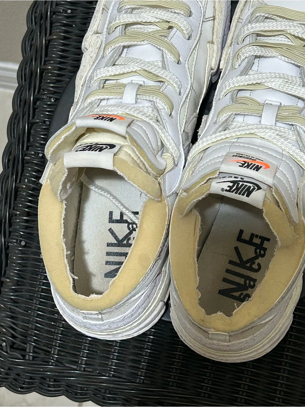 Size 11.5 Nike Blazer Low sacai White Patent Leather DM6444-100
